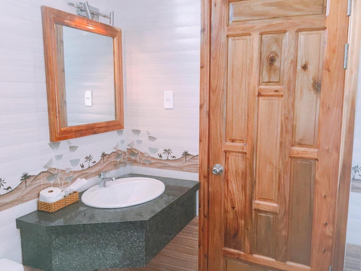 Khuong Loan Guesthouse Phú Quý Zewnętrze zdjęcie